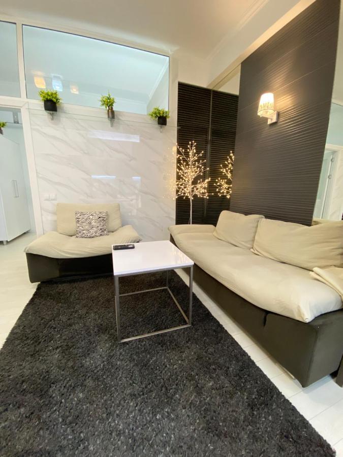 New Double Room Luxury Apartment In The Center Chisinau Exterior photo
