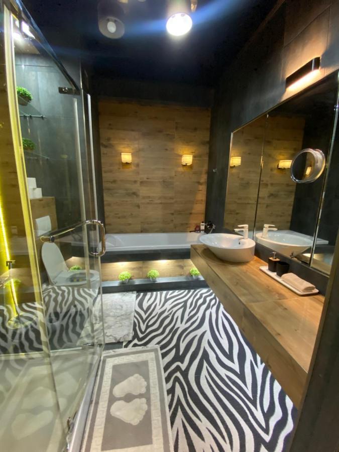 New Double Room Luxury Apartment In The Center Chisinau Exterior photo